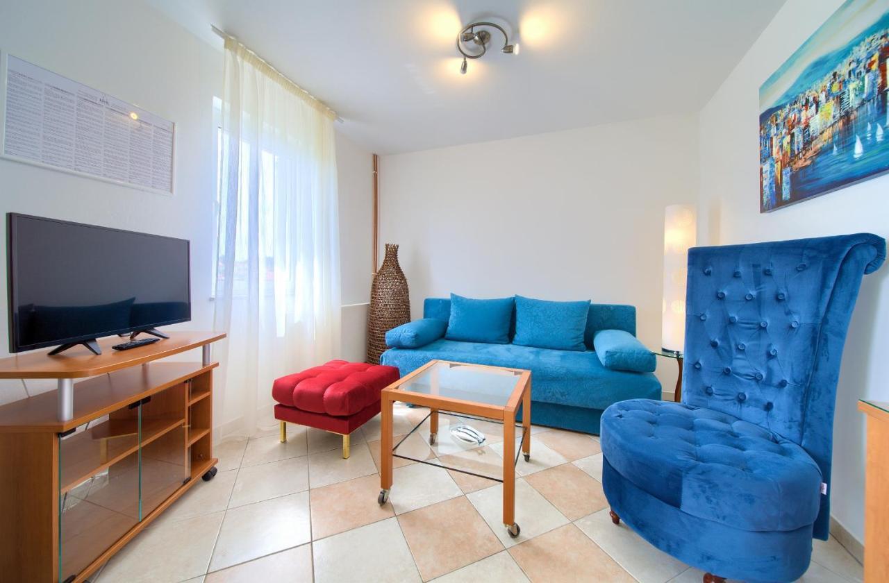 קרק Apartments Adria Danka מראה חיצוני תמונה